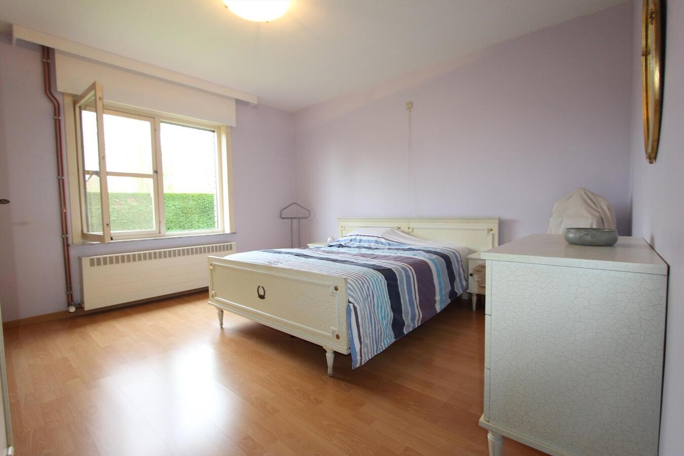 Rustig gelegen alleenstaande woning met 3 slaapkamers te Koekelare 