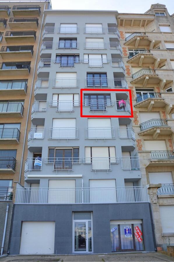 Vernieuwd appartement met 3 slaapkamers met zicht op de Pier te Blankenberge 