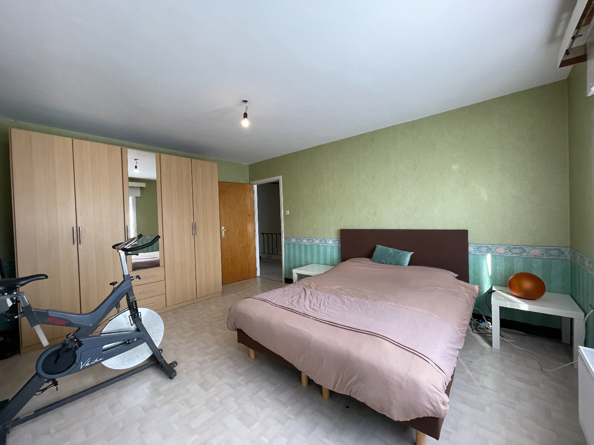 Woning met 3 slaapkamers en tuin te Roeselare! 