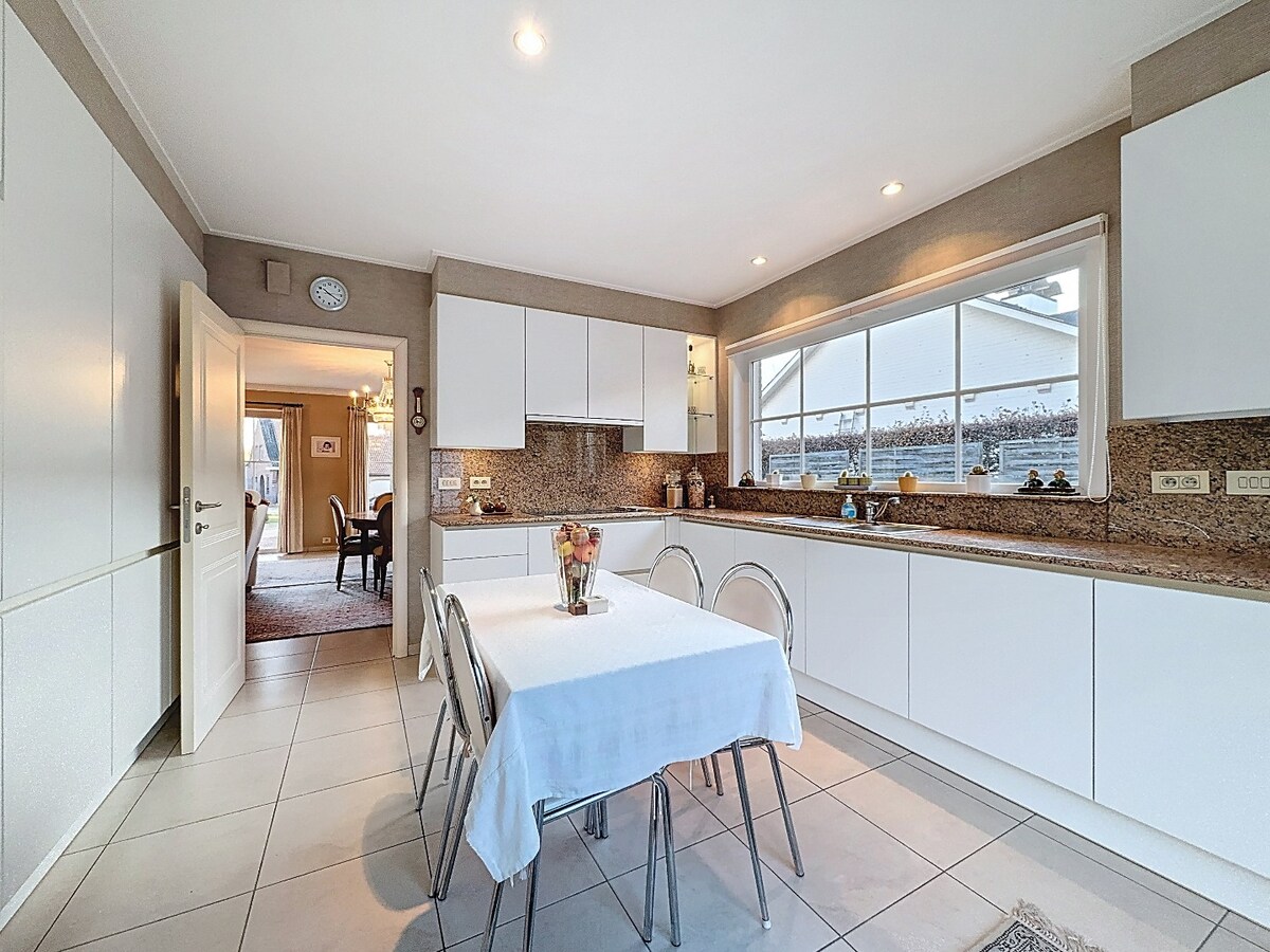 Prachtige laagbouwwoning op 10 are nabij centrum Zottegem 