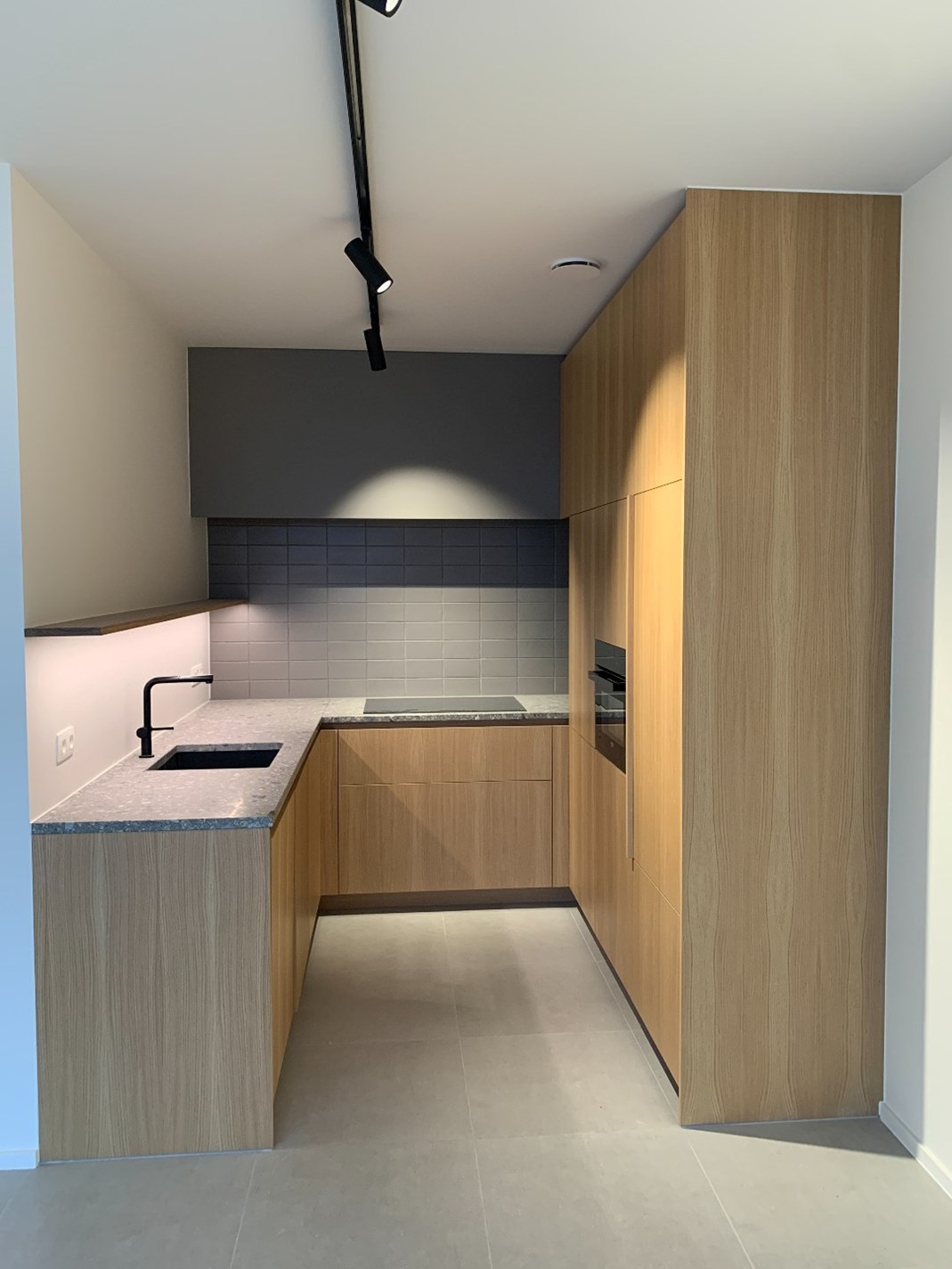 Appartement met 2 slaapkamers en terras. 