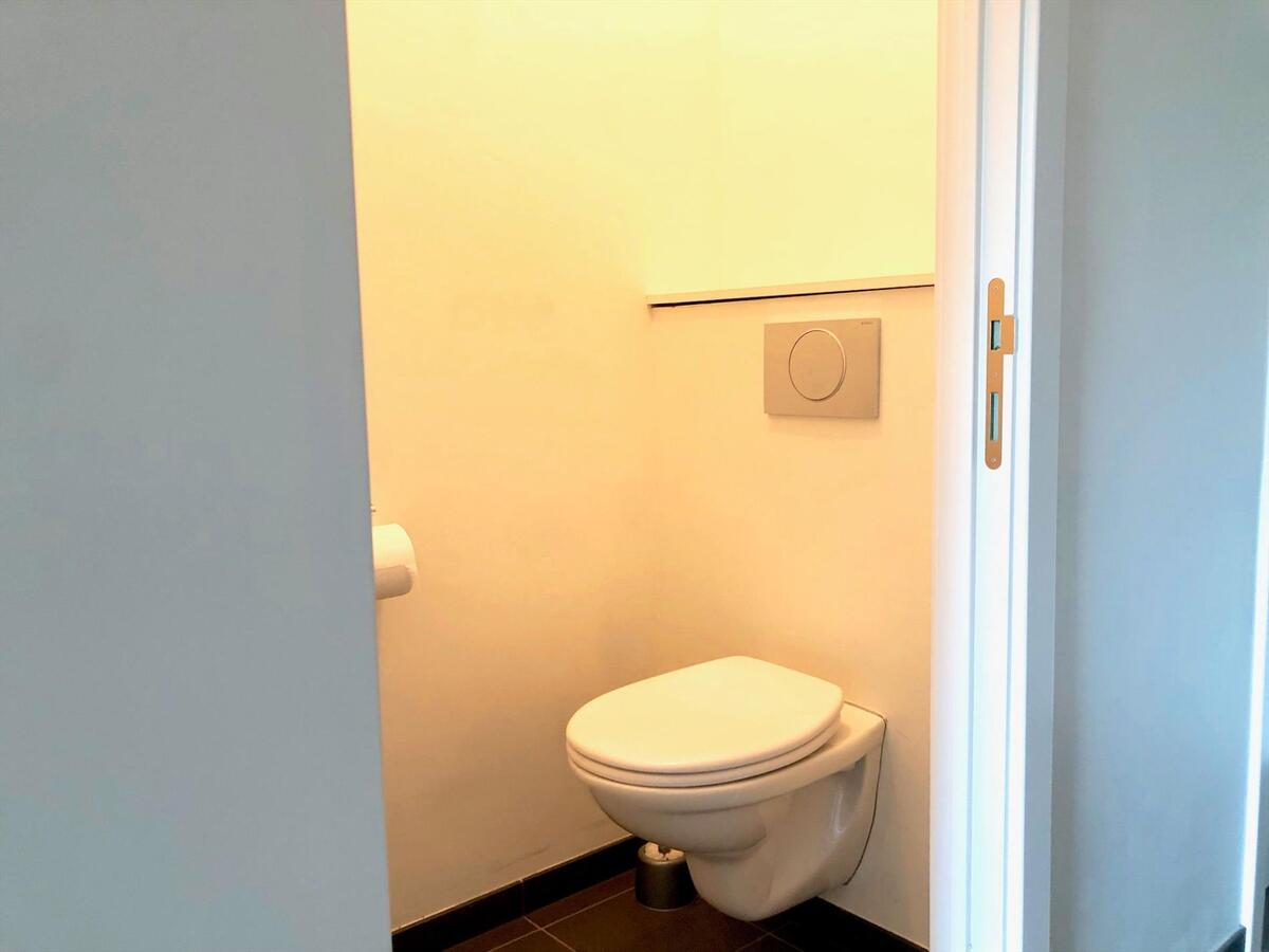 Tof appartement (residentie ‘De Hermannen’), vlakbij centrum Oudenaarde en nabij N60. 