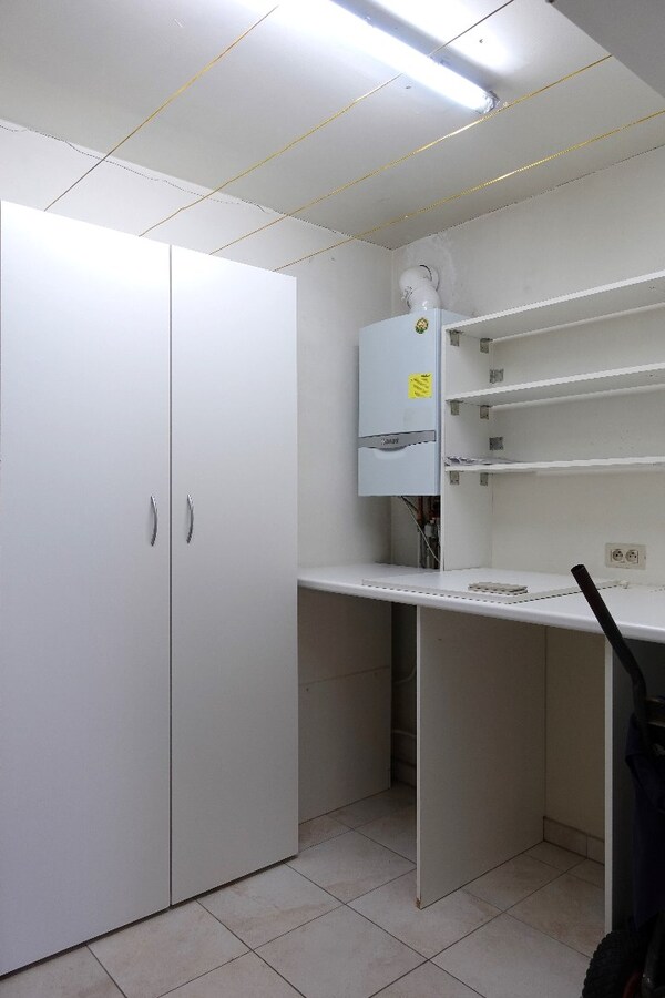 Ruim appartement te koop in Residentie Permeke op een uitstekende locatie te Jabbeke 