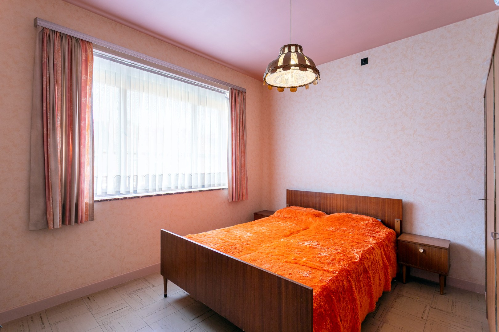 Te renoveren woning met 3 slpk te Lembeek 