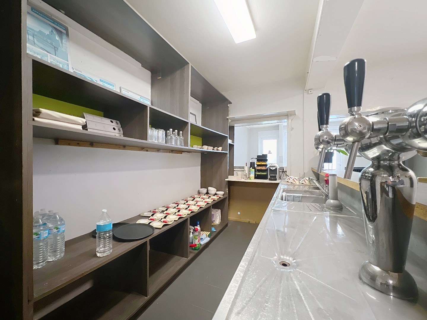 HANDELSPAND in gouden driehoek – Mariakerke - diverse uitbatingsmogelijkheden 