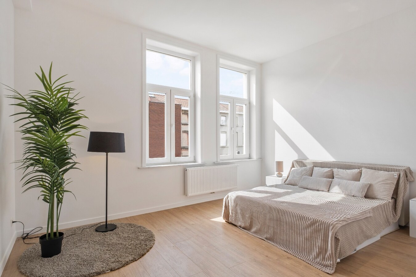 Instapklare ruime woning met tuin nabij de Leie ! *** NONO INSPIRED *** 
