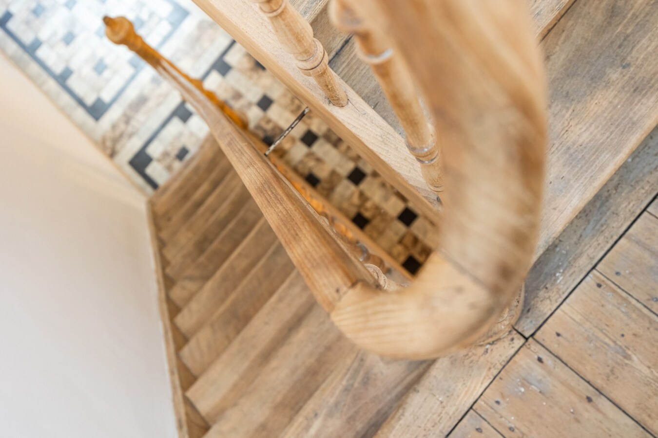 Gerenoveerde herenwoning met stadskoer in de Haringrodewijk! 