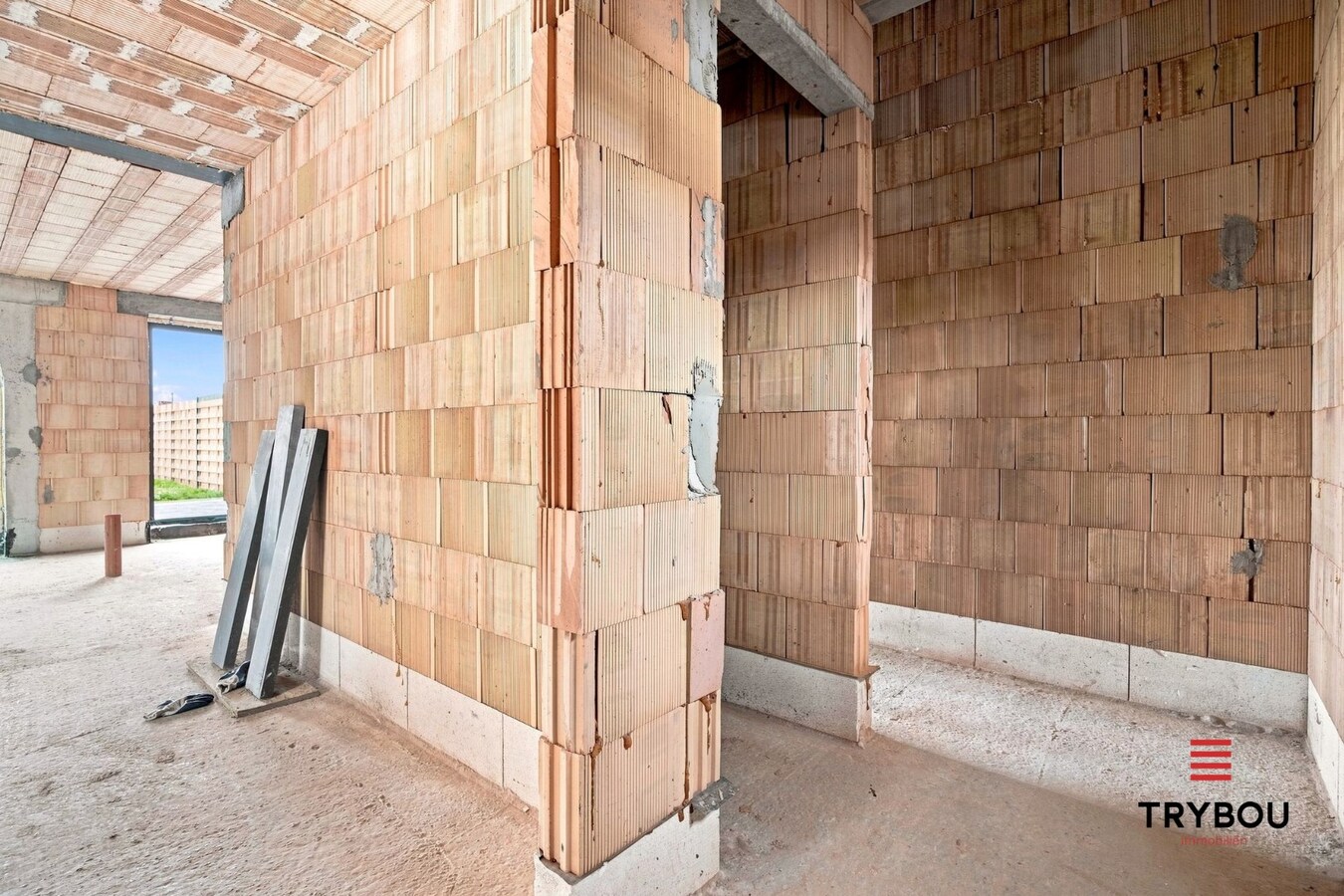 Ruime casco halfopen nieuwbouw met loods van 194m² in Merkem! 