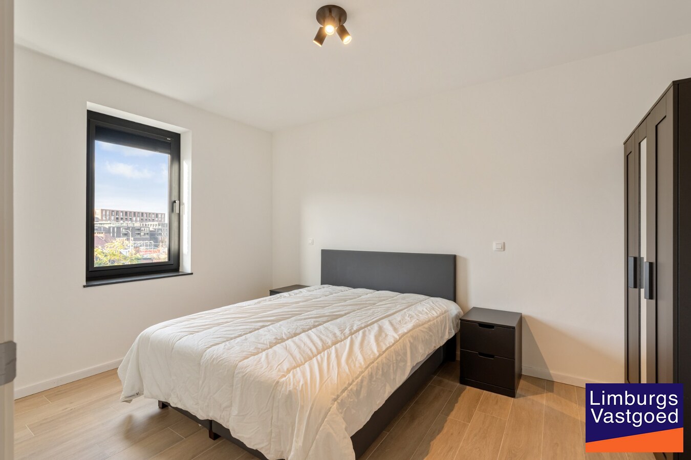 Energiezuinig 2 slpk app, 97m² + terras, parking en berging 