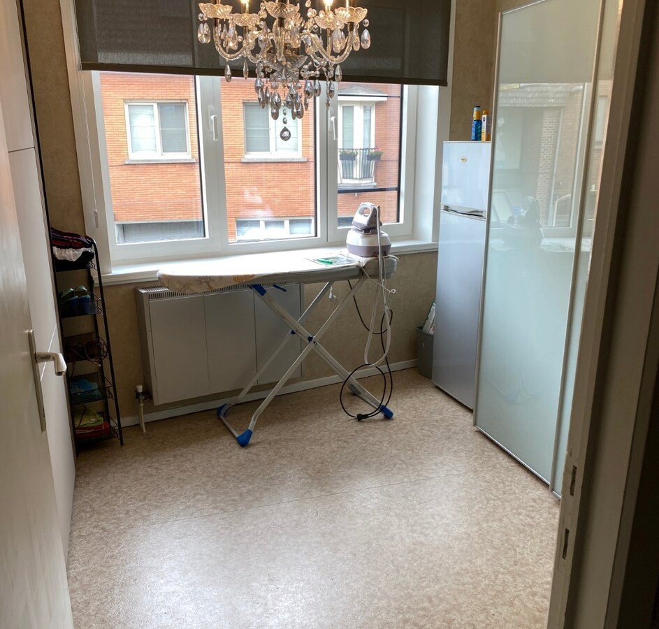 Ruim en lichtrijk appartement. 