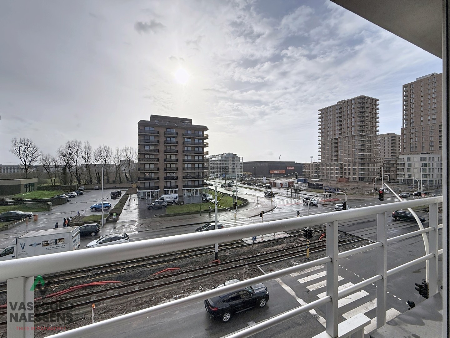 Prêt à emménager, appartement d'une chambre près de la digue. 