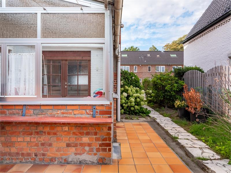 Interessant renovatieproject in groene omgeving 