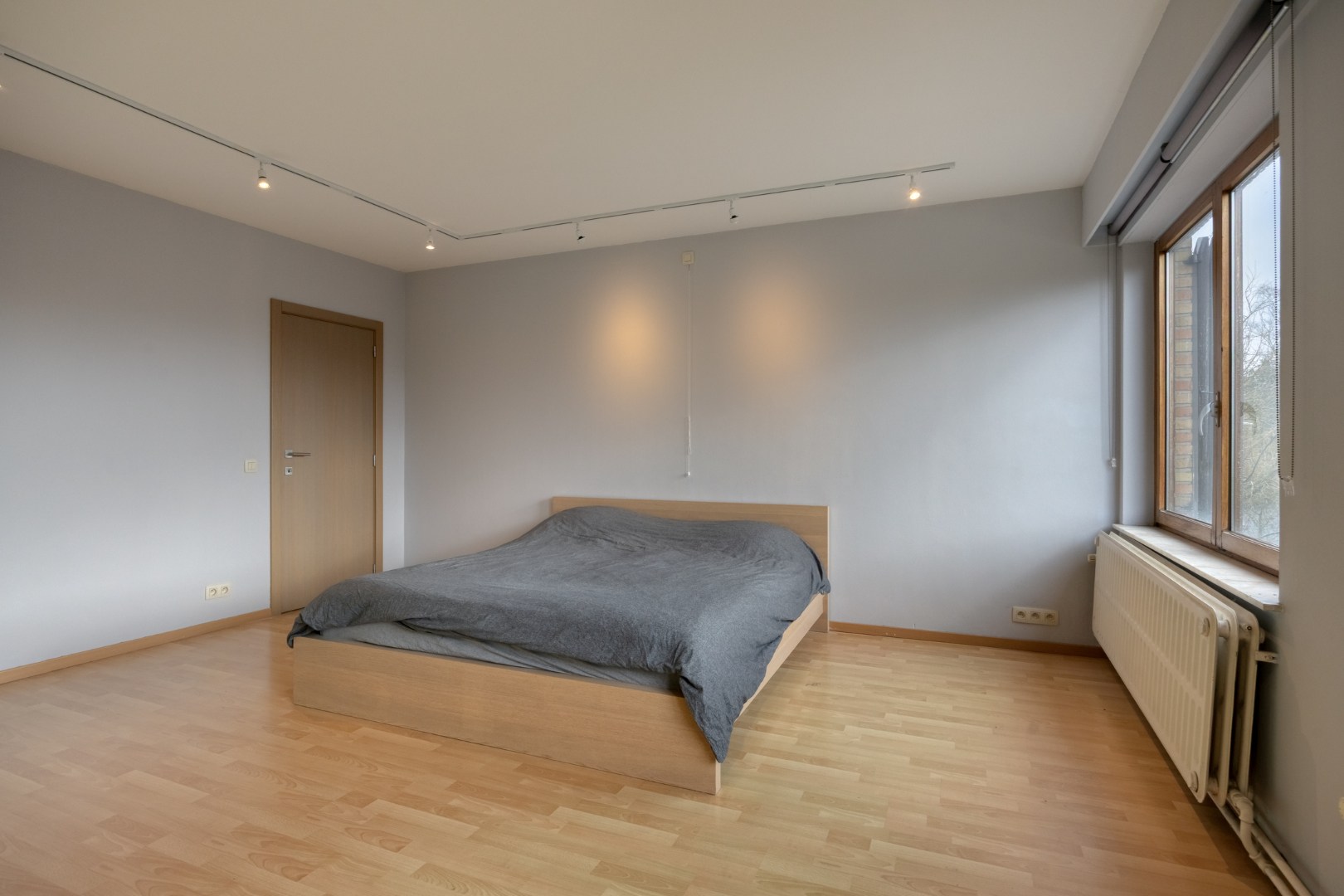 Ruime gerenoveerde villa met 5 slaapkamers en 2 badkamers, tuin en garage in Kessel-Lo, EPC-waarde 285 kWh/m² 