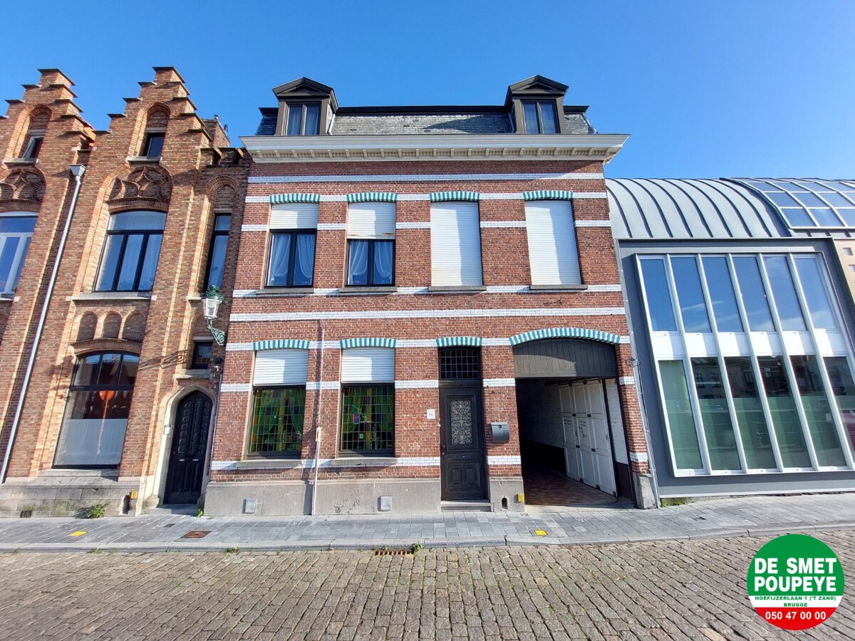 Garagebox in afgesloten complex 