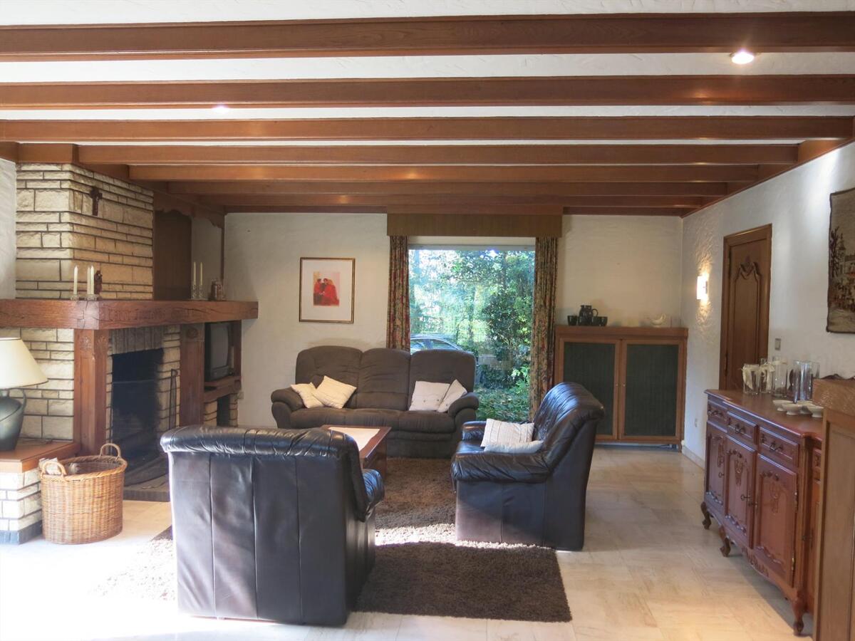 Residentieel gelegen villa op prachtig domein van 4758m² 