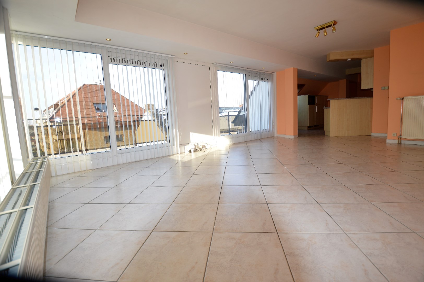 ANZEGEM  prachtig appartement 695 euro 