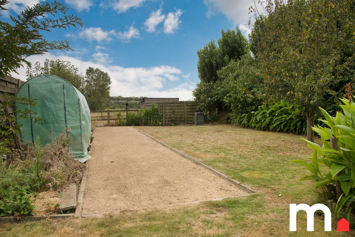 Unieke woning met zwembad en prachtig verzicht op het Preshoekbos ! 
