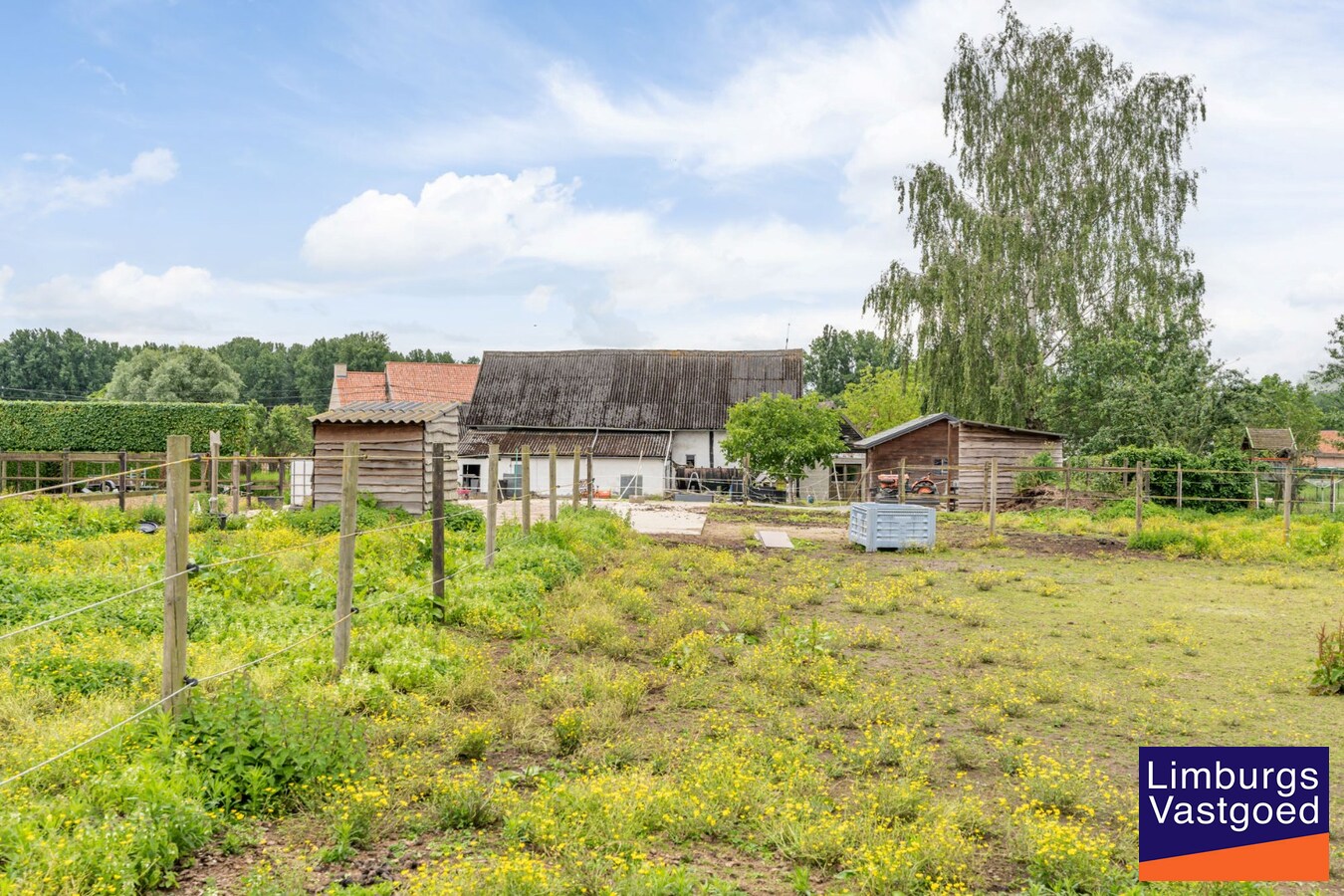 Authentieke hoeve op een perceel van ong. 47a te Sint-Lambrechts-Herk 