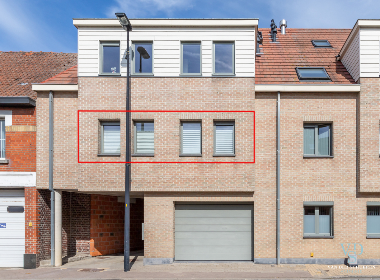 2 slaapkamer-appartement met terras én garage ! 