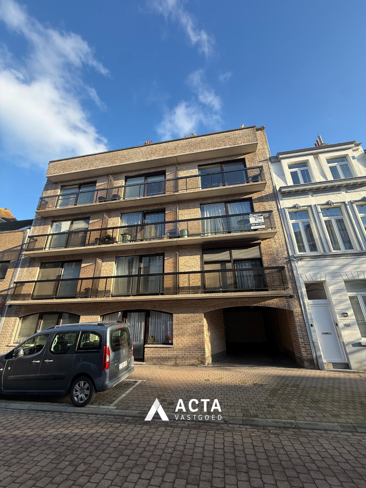 Centraal gelegen garagebox in Oostende 