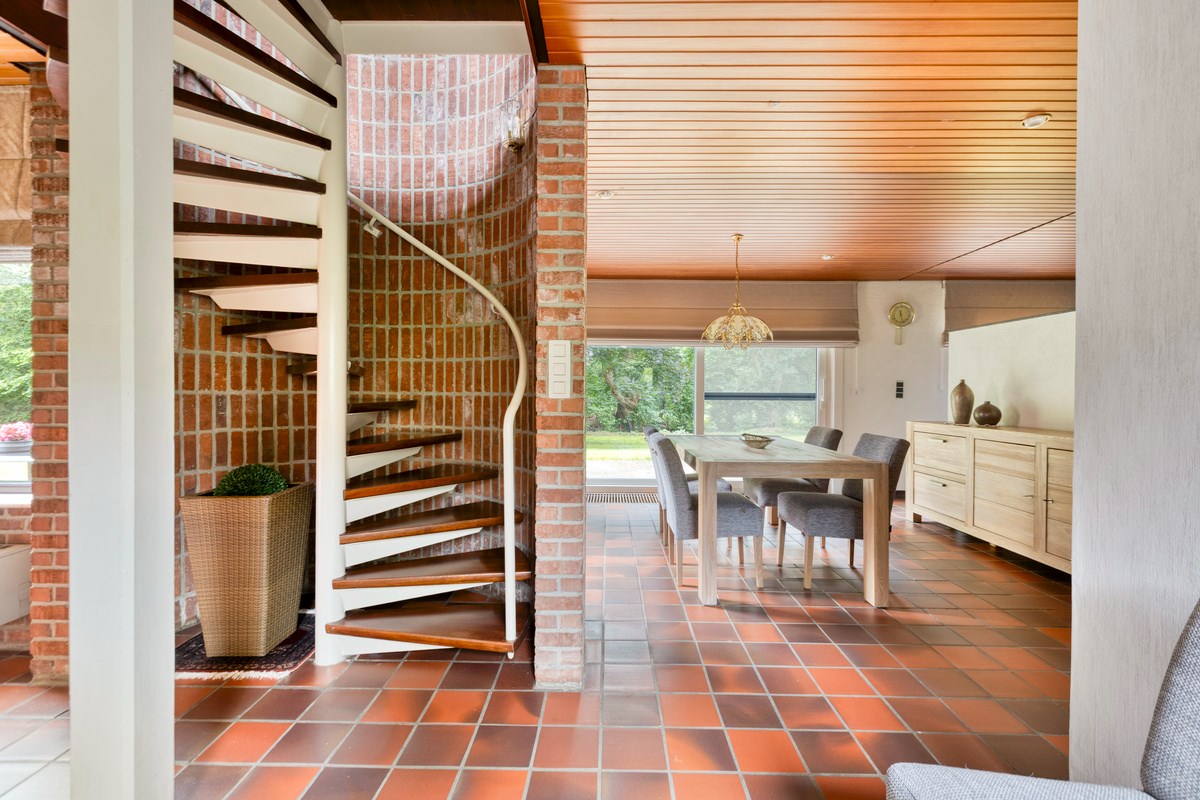 Ruime open bebouwing met zalige tuin in Tongeren-Borgloon 