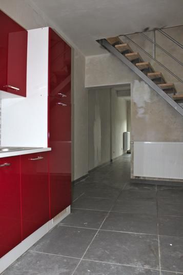 Pas gerenoveerde rijwoning nabij centrum Ledeberg 