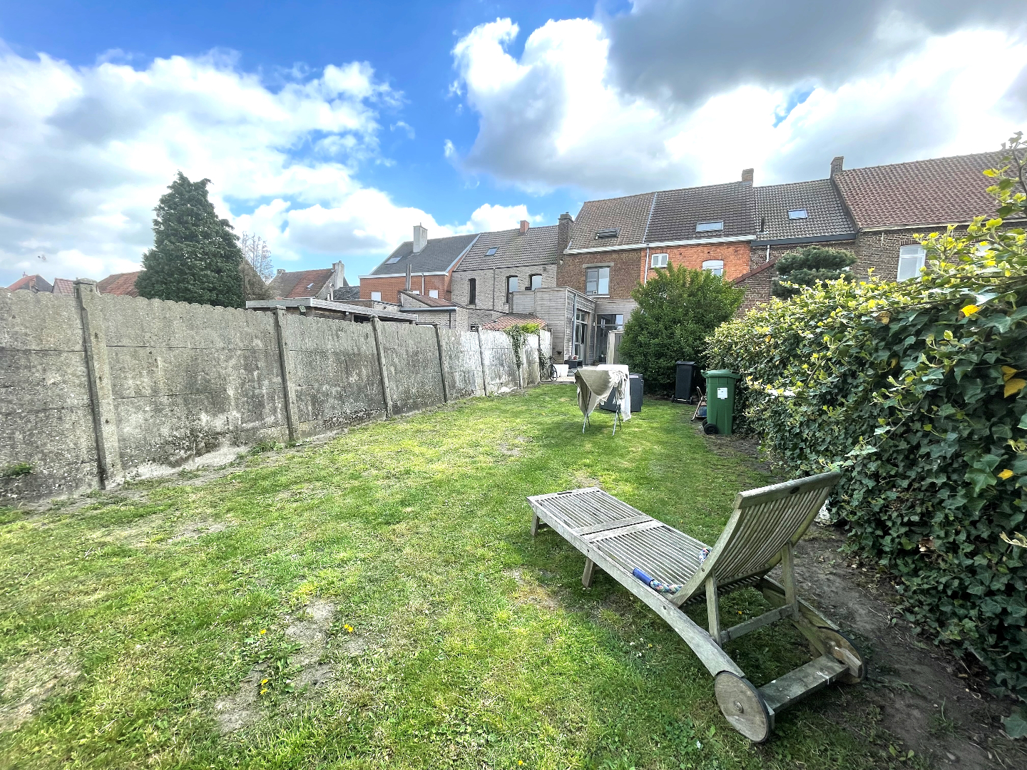 Leuke woning met grote tuin nabij centrum 