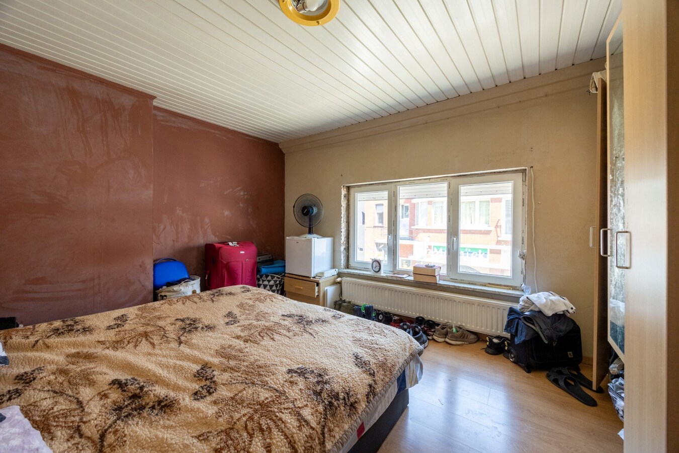 Te renoveren woning met 3 slpk en tuin te Willebroek! 