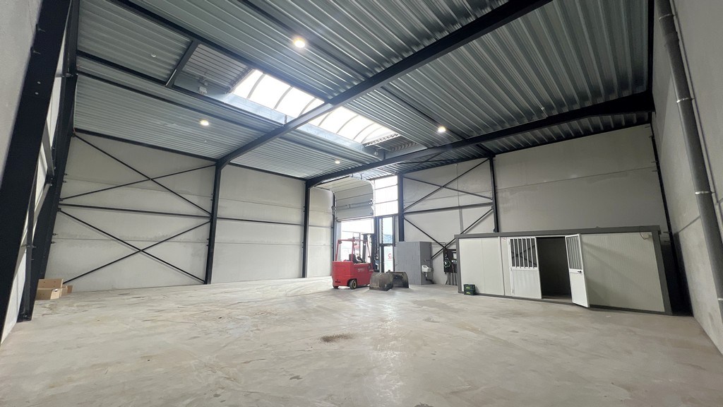 Magazijn te huur in Hoogveld Business Park Dendermonde