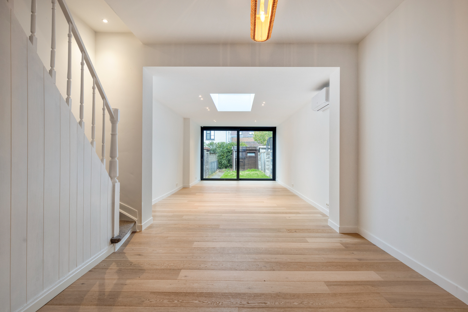 In 2026 volledig gerenoveerde woning in rustige straat - EPC A 