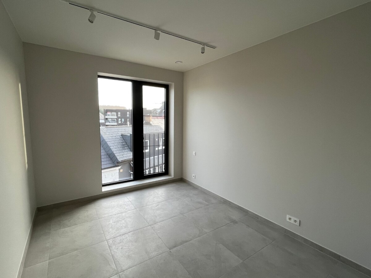 Nieuw, luxueus afgewerkt BEN-penthouse 