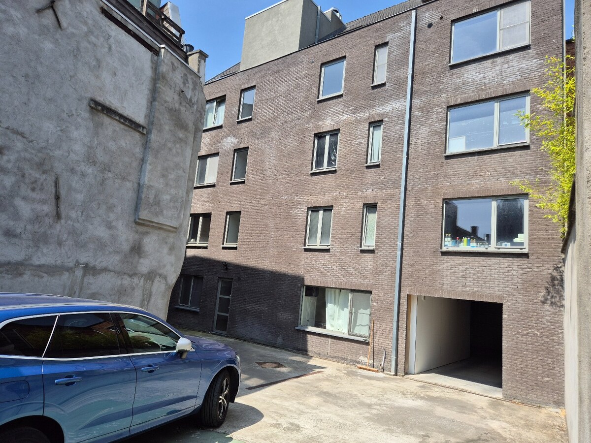 Appartement met autostaanplaats centrum Avelgem 
