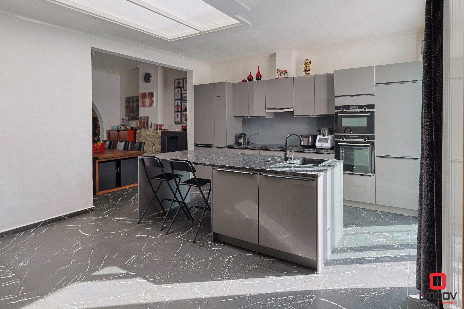 Charmante gezinswoning met zonnige tuin nabij het centrum van Zele 