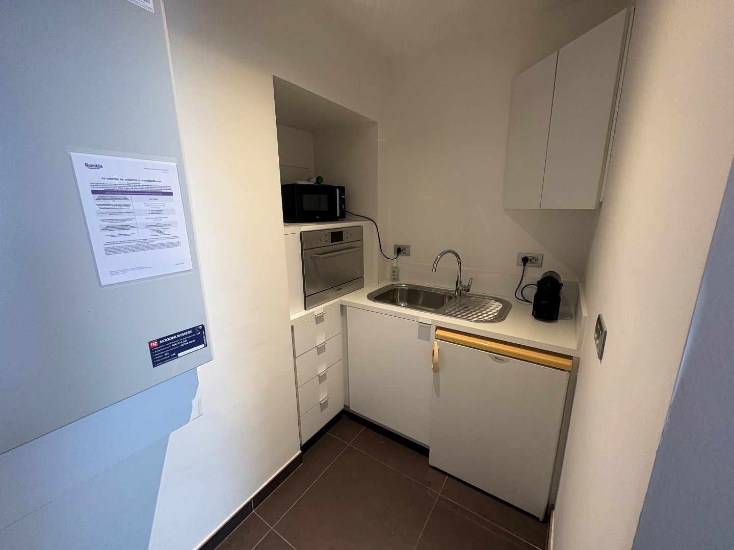 Moderne kantoorruimte te huur in Wakken 