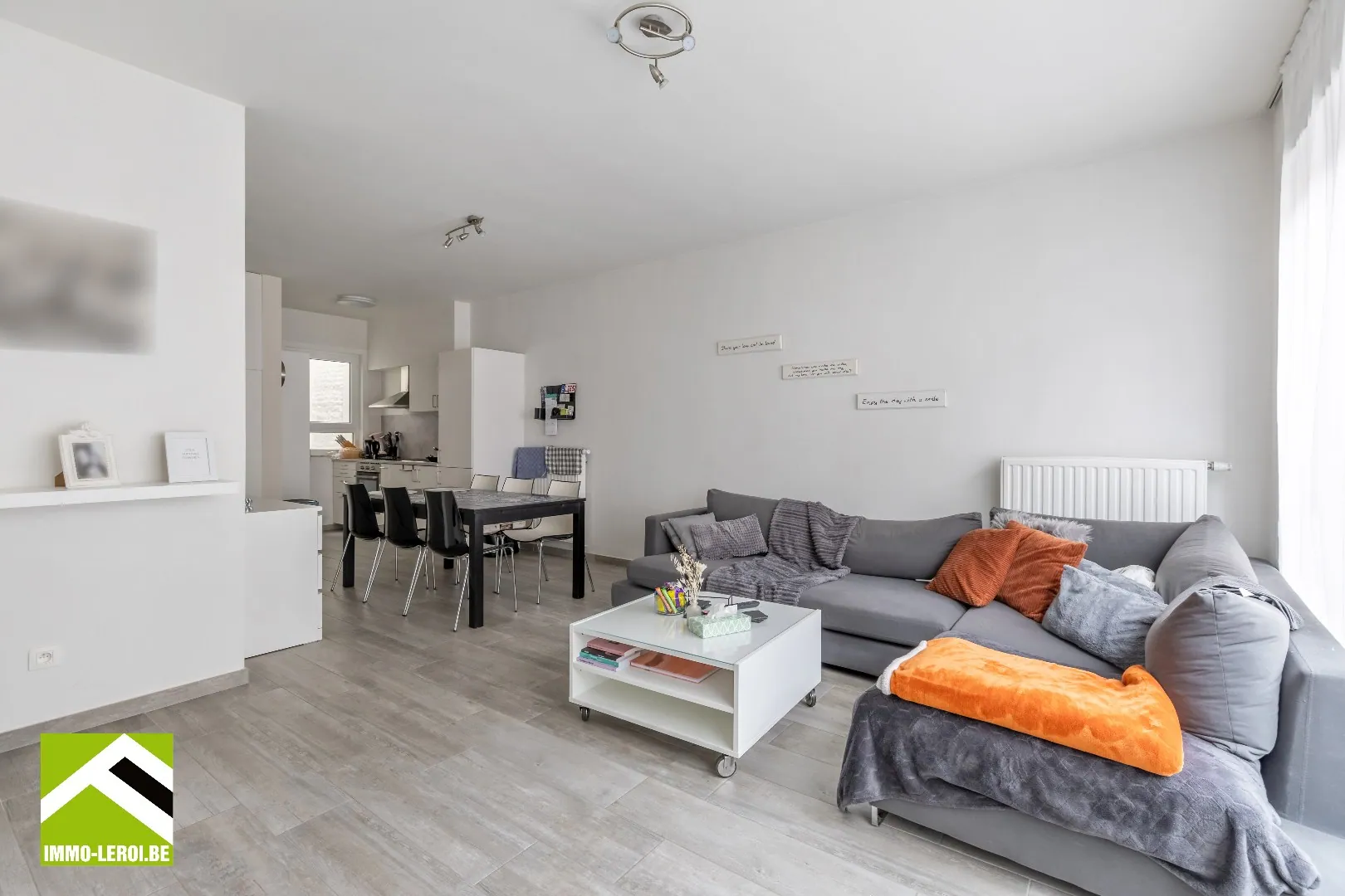 Woonkamer en keuken verdiep 1