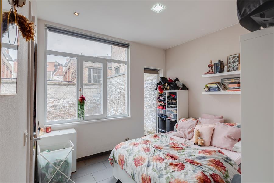 Centraal gelegen opbrengsteigendom met 8 entiteiten 