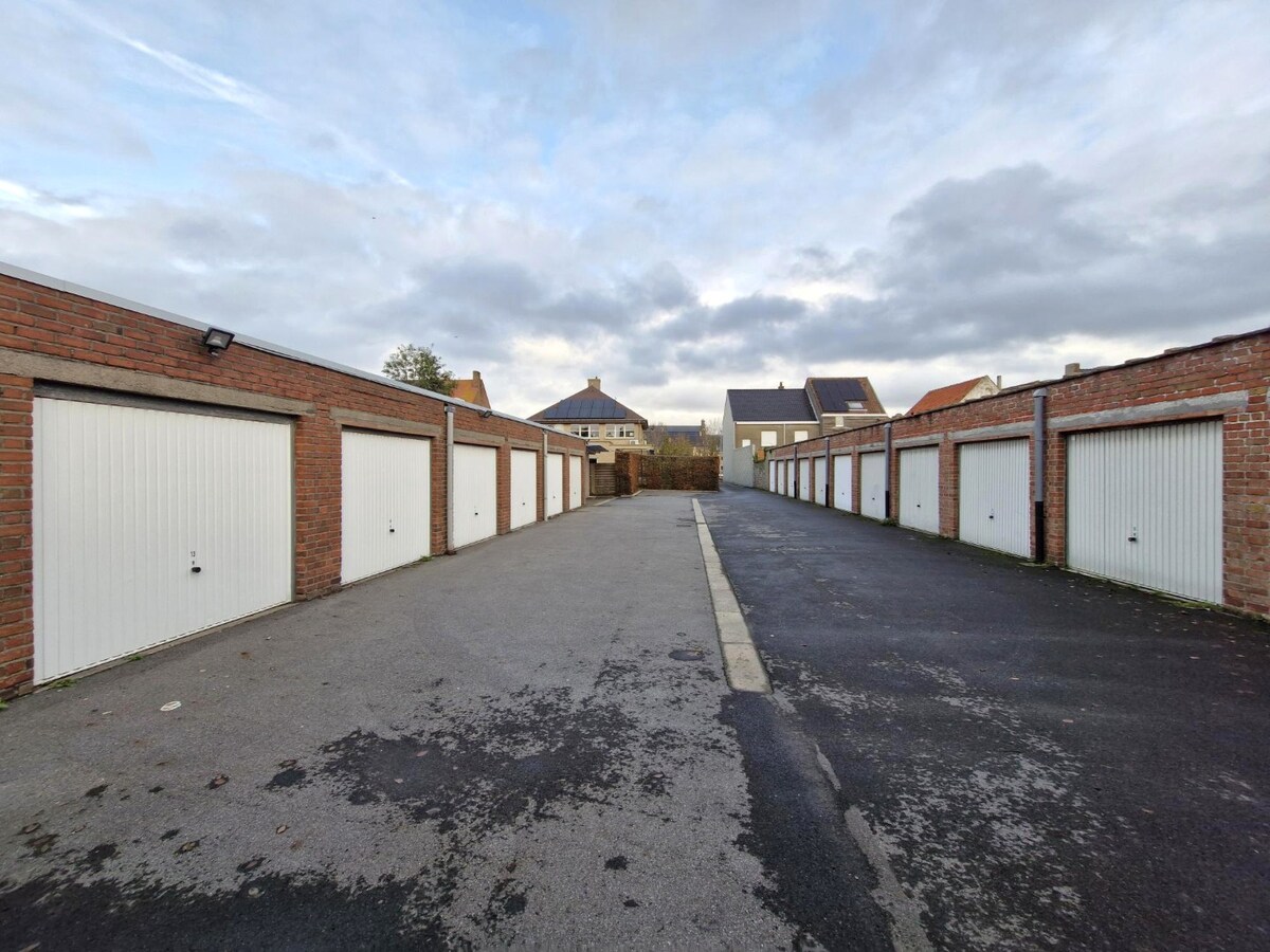 Garageboxen te koop in het centrum van Zeebrugge – Unieke investeringskans! 