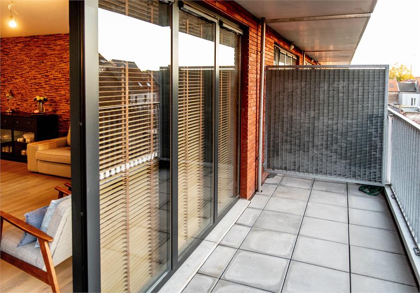 Volledig afgewerkt duplex-appartement met 3 slaapkamers 