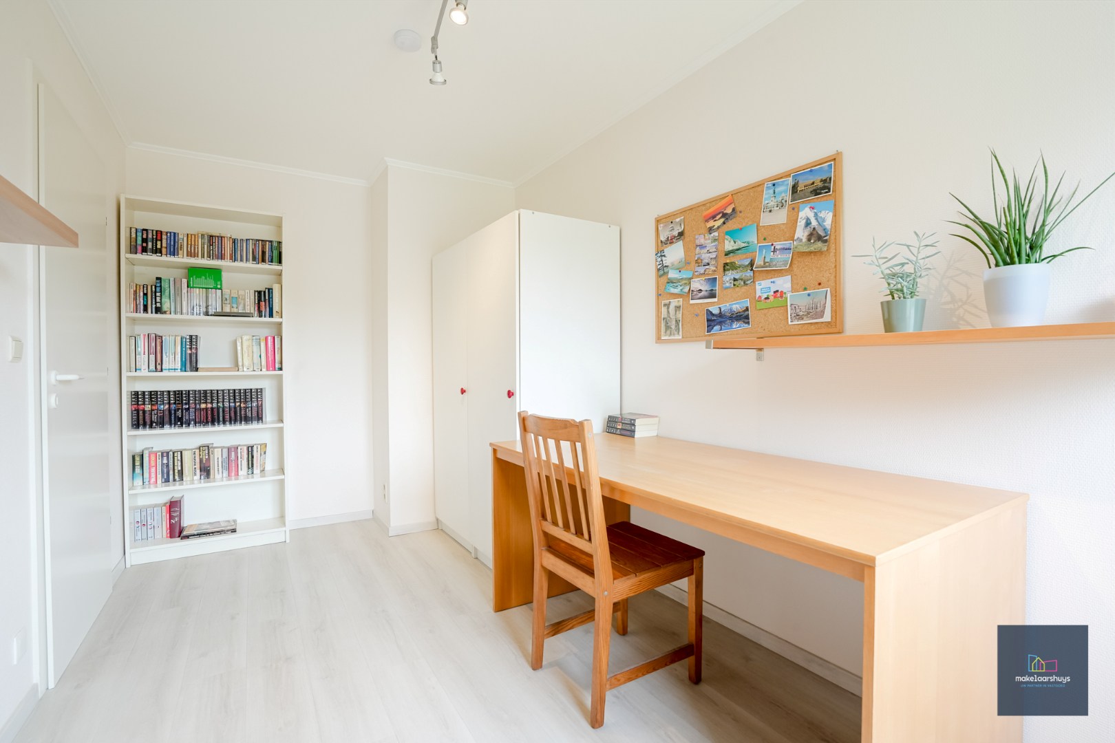 Ruime en  instapklare halfopen bebouwing met tuin 