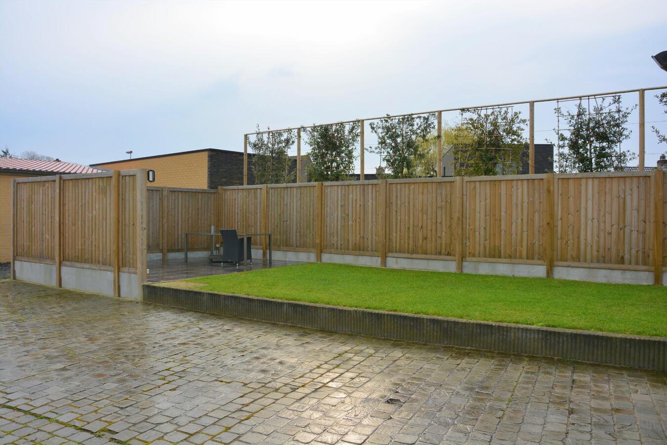 Uitstekend gelegen handelspand met woonst 