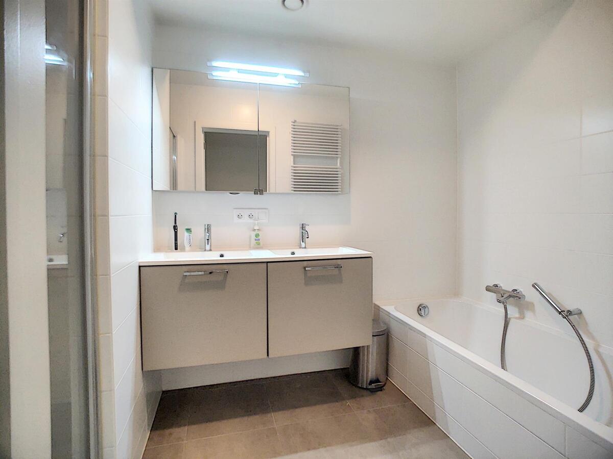 Recent hoekappartement met tuin - Zeebrugge 