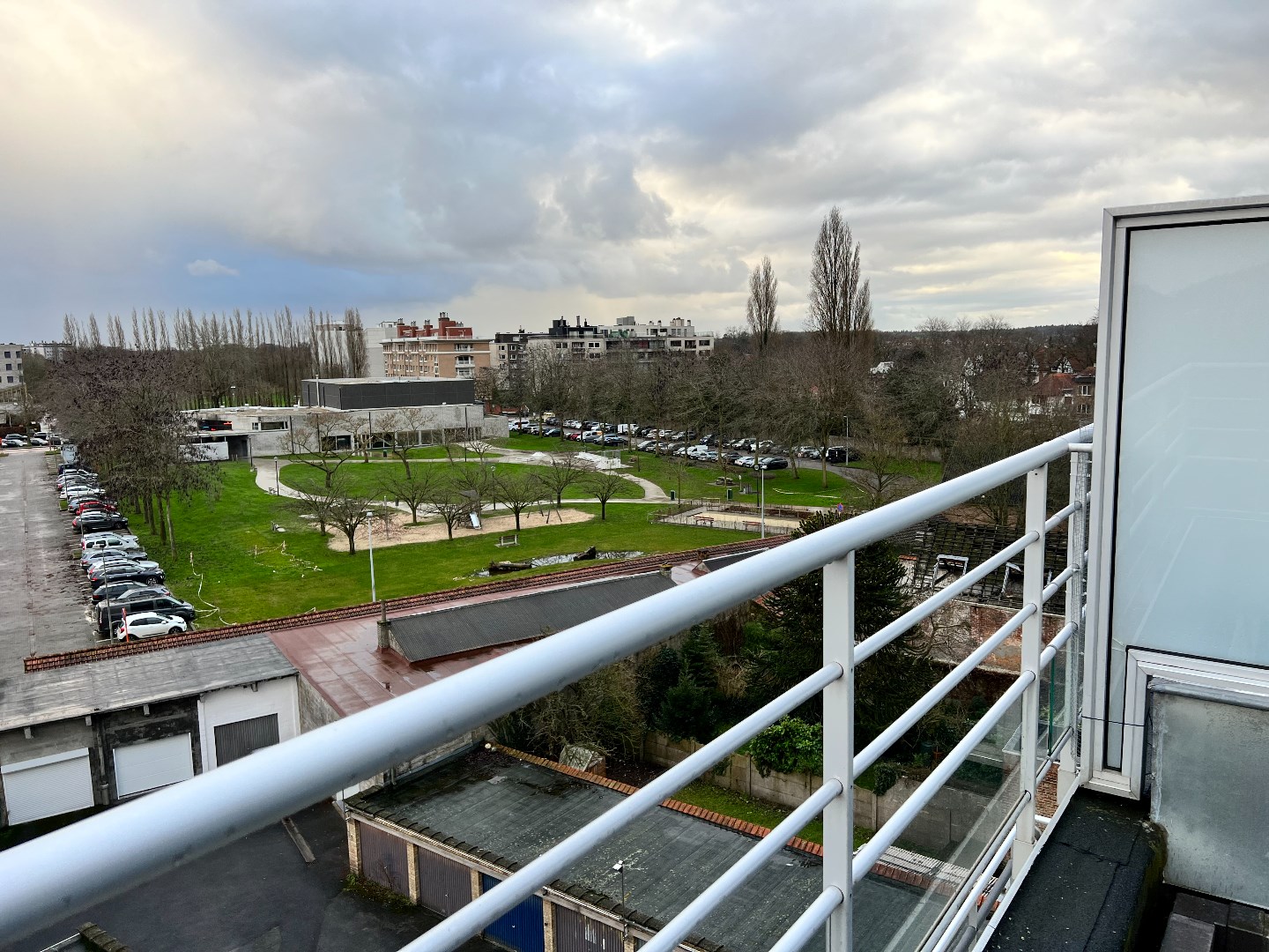 Ruim en zonnig 1 slaapkamer appartement 