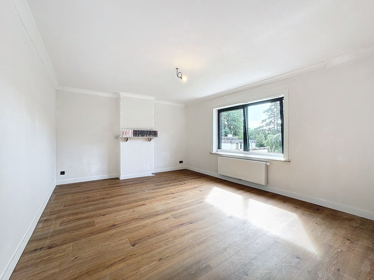 Top renovatieproject op residentiële ligging te Bevegem 