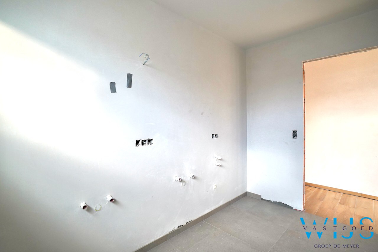 Nieuwbouw woning met 4 slaapkamers te Boekhoute ! 