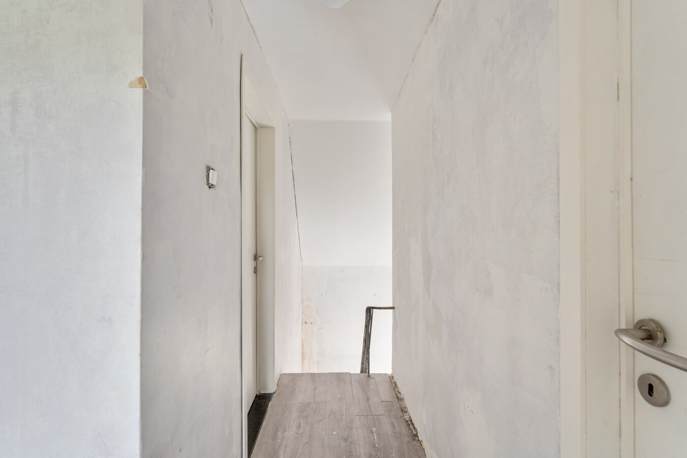 Een vrijstaande gezinswoning met 3 slaapkamers op perceel van 5a33ca 