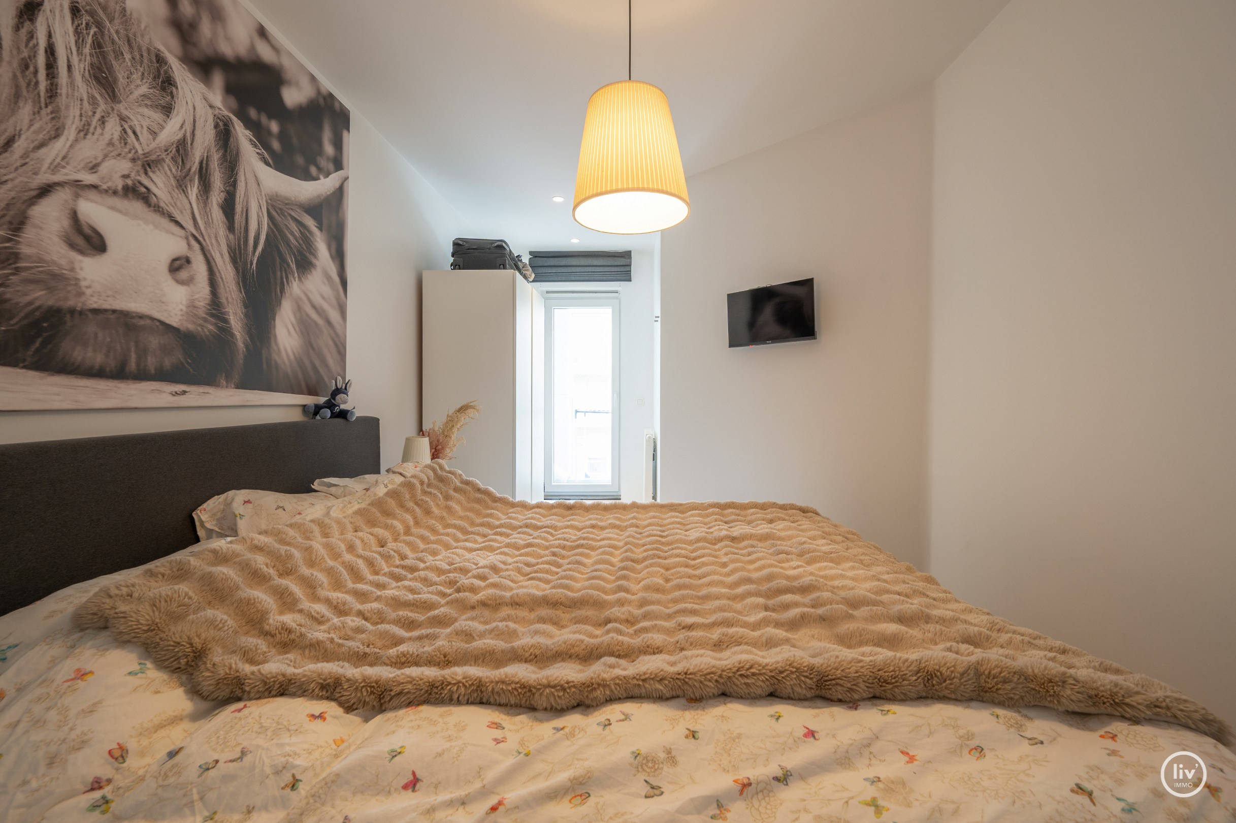 Appartement spacieux et récent (2015) avec une agréable terrasse dans un emplacement agréable sur l'avenue Léopold à Knokke. 