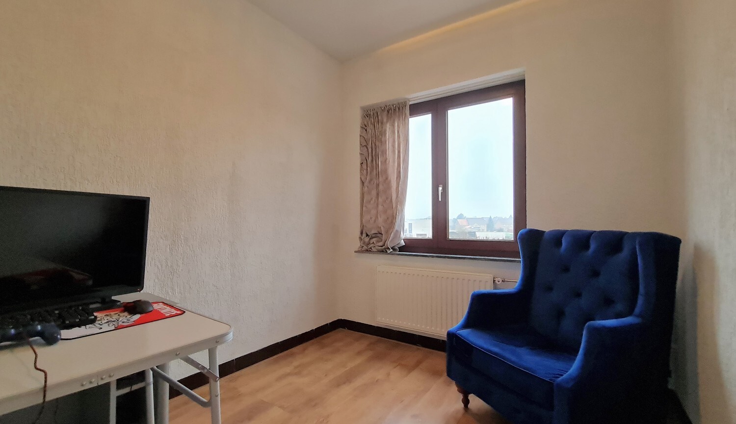 Op te knappen woning vlakbij de grens! 