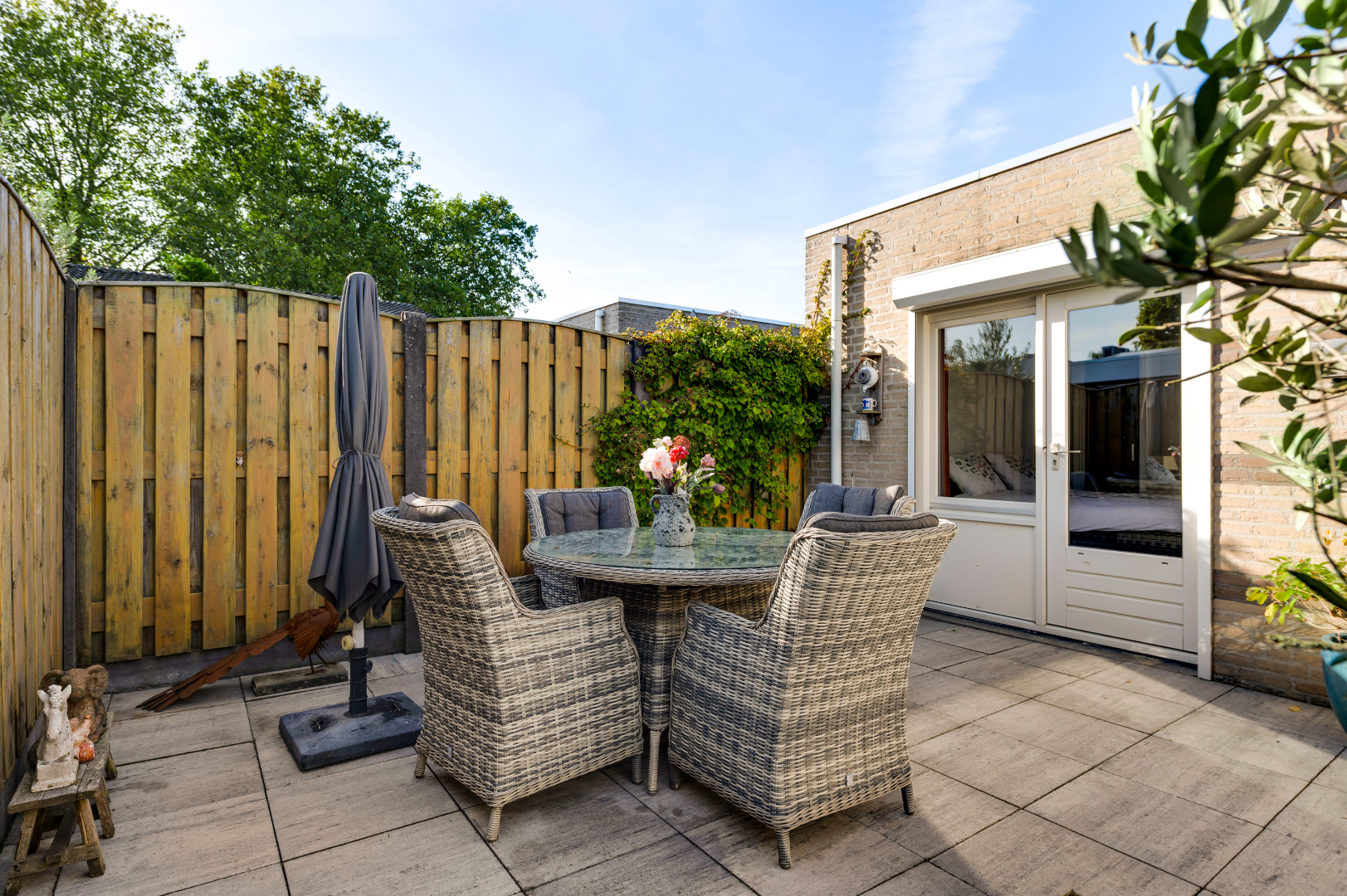 Ruime patiowoning in Weert: 3 slaapkamers, tuin op het zuiden, garage en comfortabele woonruimte van 100 m² – ideaal voor gezinnen! 
