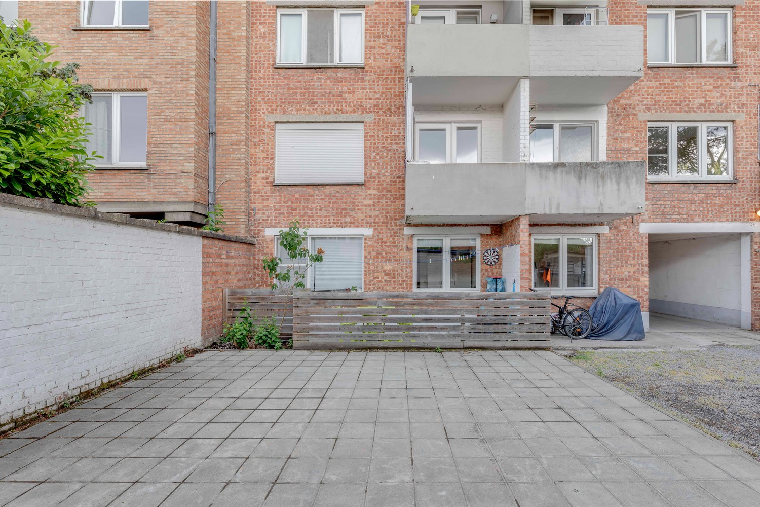 Instapklaar appartement te koop te Sint-Amandsberg 