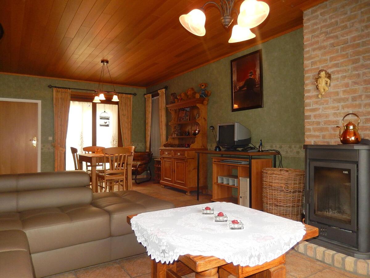 Woning met 4 slaapkamers en grote zonnige tuin 